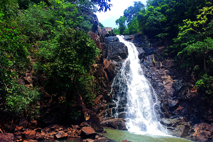 uski-waterfall